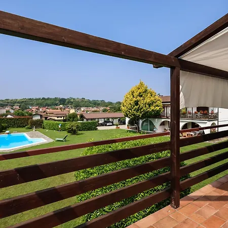 Casa Tra I Laghi Del Vergante Apartment