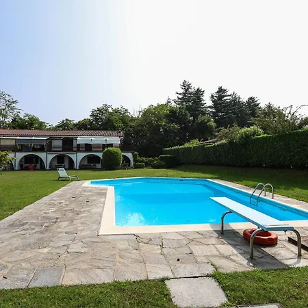Casa Tra I Laghi Del Vergante Apartment